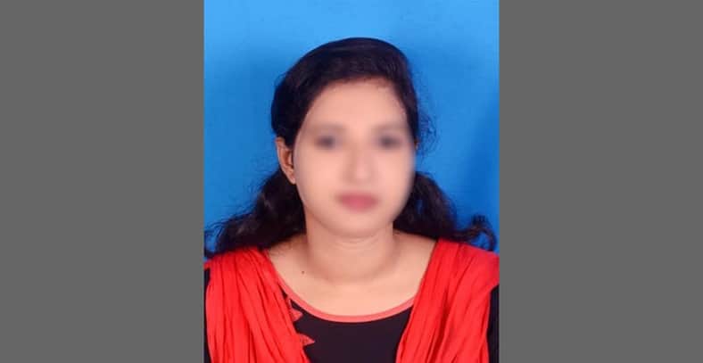 একাধিক বিয়ে করেও কুমারী, রূপ ও যৌবনের ঝলকানিতে অর্থ আত্মসাৎ