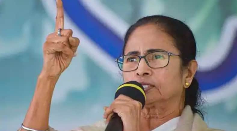 টাকা দিয়ে কয়েকটা এমএলএ কিনলেই তৃণমূলকে কেনা যায় না : মমতা