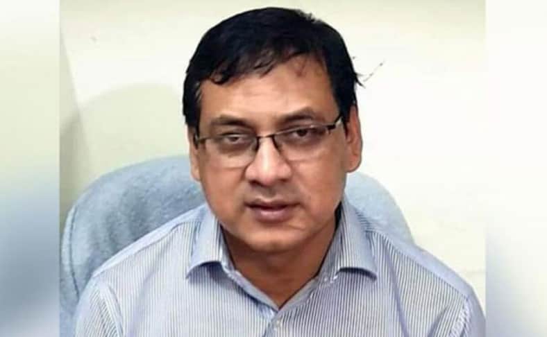 ১১৩ জনের মাঝে সিলেটের ডা. মঈনই শুধু ‘ভাগ্যবান’