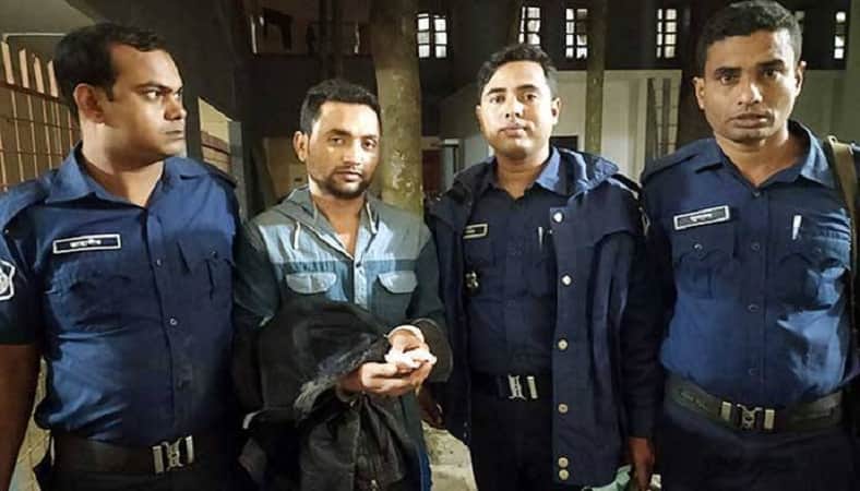 ৯৯৯ এ ফোন করে স্বামীকে পুলিশে দিলেন স্ত্রী