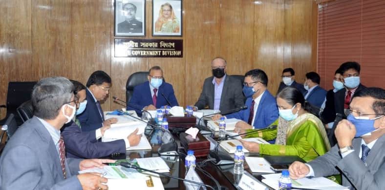 আলোর মুখ দেখতে শুরু করেছে ‘আমার গ্রাম আমার শহর’ প্রকল্প
