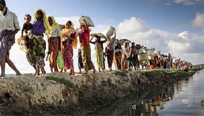 ভাসানচরের উদ্দেশে উখিয়া ছাড়ল আরও ১৫০০ রোহিঙ্গা