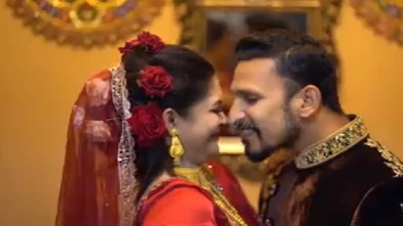 নতুন বউয়ের সঙ্গে নাসিরের ‘ফানি’ ভিডিও ফেসবুকে (ভিডিও)