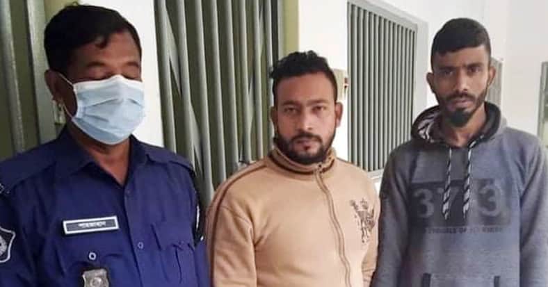 রিসোর্টে গোপন ক্যামেরায় দম্পতির অন্তরঙ্গ দৃশ্য ধারণ, গ্রেফতার ২