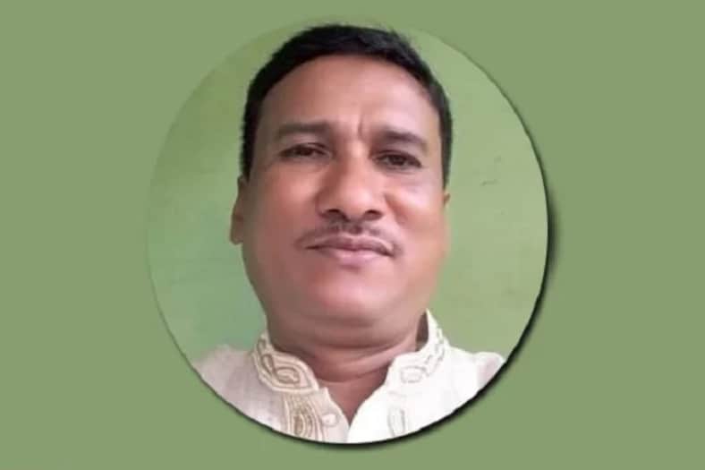 স্বামী বেঁচে থাকতেই বিধবা ভাতা পাচ্ছেন মেম্বারের স্ত্রী-দুই শ্যালিকা