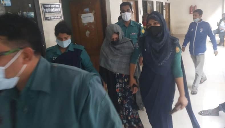 কে এই নেহা
