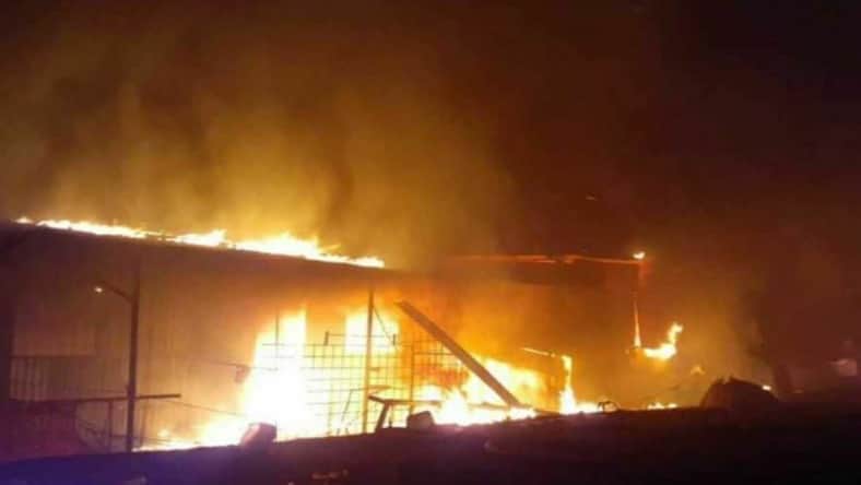 রংপুরে তামাক কারখানায় আগুন, নিয়ন্ত্রণে ৭ ইউনিট