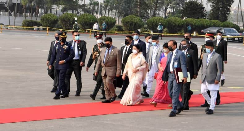 স্বদেশের উদ্দেশে নেপালের রাষ্ট্রপতির ঢাকা ত্যাগ