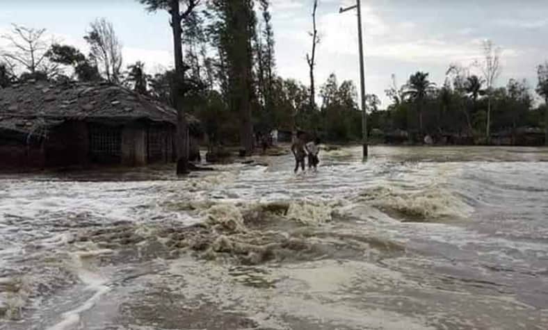 ঘূর্ণিঝড় ইয়াসের প্রভাবে কক্সবাজার উপকূলীয় নিম্নাঞ্চল প্লাবিত