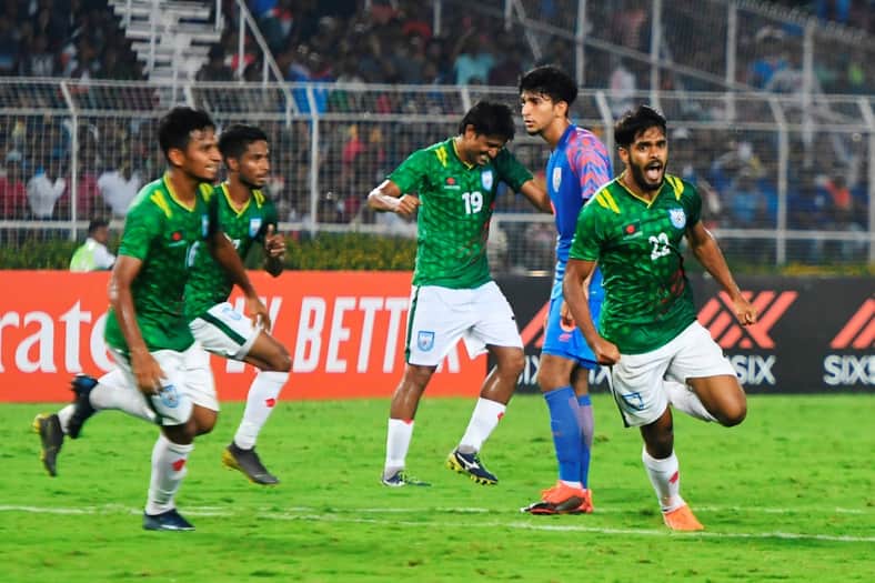 টিভির পর্দায় আজকের খেলা
