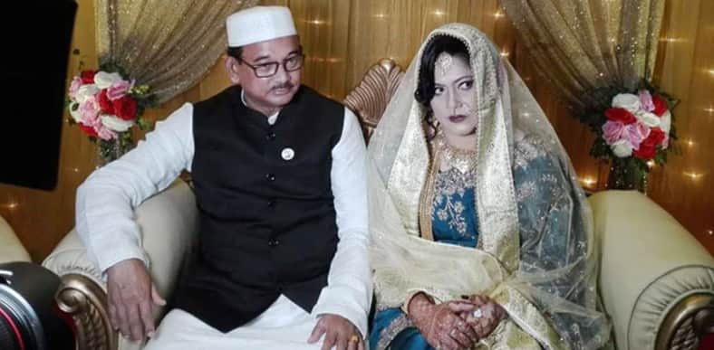 মনির সঙ্গে বিয়ের আনুষ্ঠানিকতা সম্পন্ন করেছেন রেলমন্ত্রী