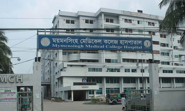 ময়মনসিংহ মেডিক্যালে সংস্কৃতি প্রতিমন্ত্রীর ৬৯২ সিলিন্ডার অক্সিজেন প্রদান