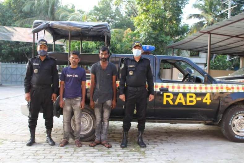 মানিকগঞ্জে র্যাবের হাতে দুই মাদক ব্যবসায়ী আটক