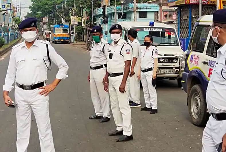 রাস্তায় থুতু ফেলার অভিযোগে ৮৩৭ জনকে জরিমানা