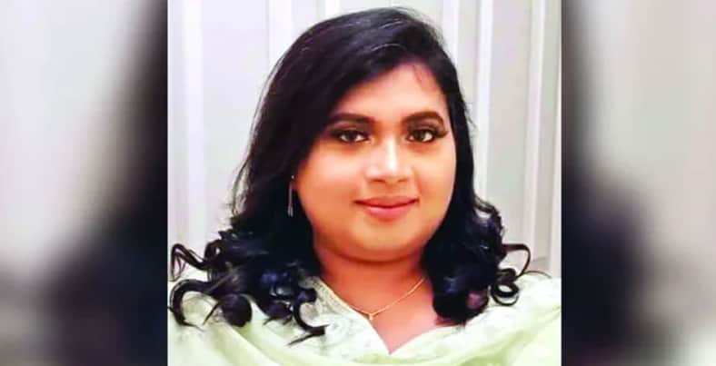 প্রতারক রোজীর খপ্পরে পড়ে ফতুর বহু পরিবার