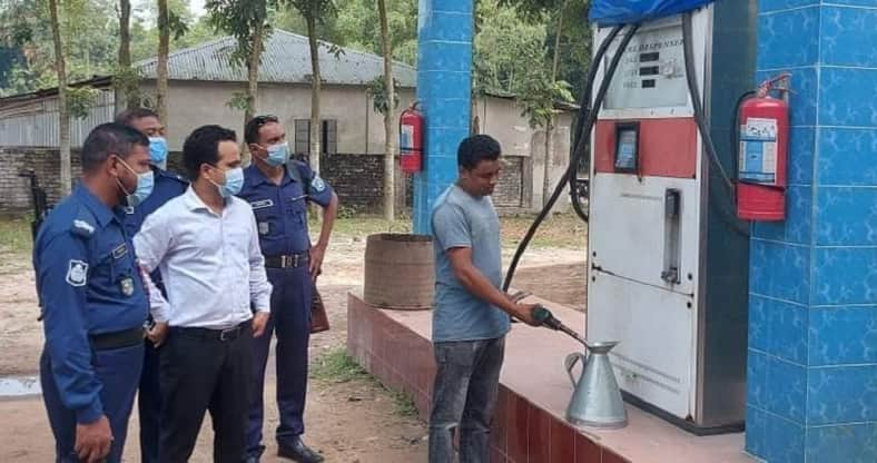 পেট্রলপাম্পে ৫ লিটার পেট্রলে ৩৭০ মিলি গায়েব