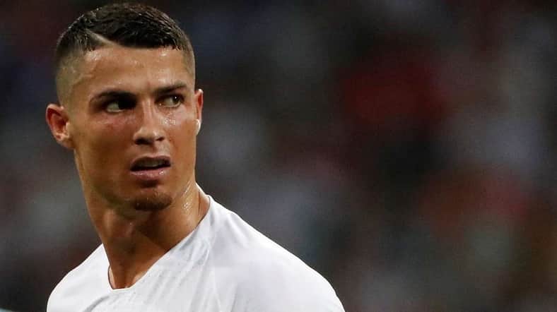 এবার ব্যালন ডি’অর আয়োজকের ওপর খেপলেন রোনালদো
