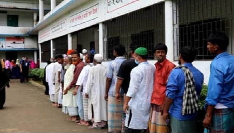 ১০ কেন্দ্রের একটিতেও পাস করেনি নৌকা