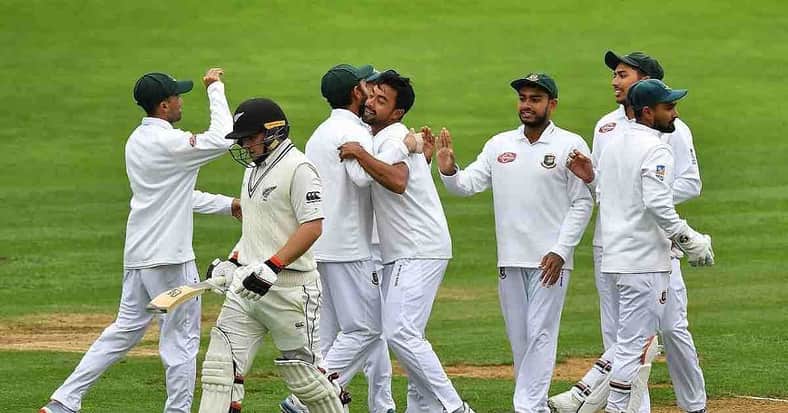 ১৩০ রানের লিড পেয়েছে বাংলাদেশ, কিউইদের উদ্বোধনী জুটি ভাঙলেন তাসকিন