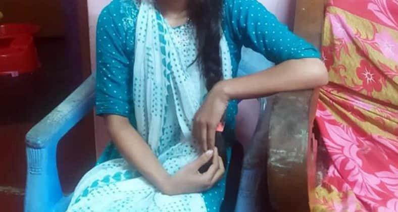 প্রেমিকের দরজায় ৯ দিন ধরে অনশনে তরুণী অনশনে তরুণী