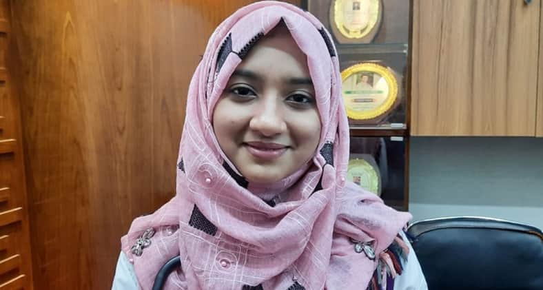 মিমের কোচিং নিয়ে একাধিক কোচিং সেন্টারের টানাটানি, যা বললেন মিম মিমের কোচিং একাধিক কোচিং সেন্টারের টানাটানি