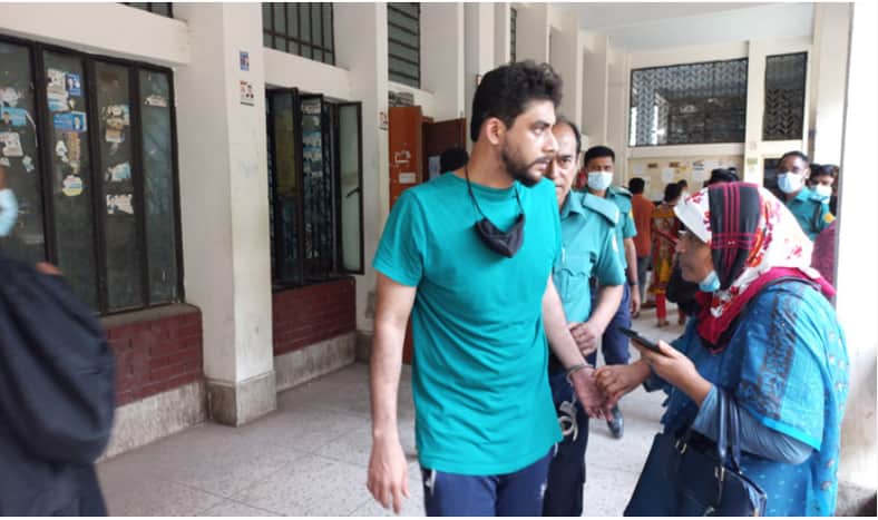 কারামুক্ত হতে আদালতেই বাদীকে বিয়ে আসামি
