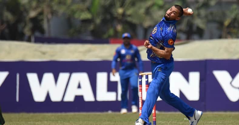 বল হাতে মাশরাফীর ভেল্কি ছাড়িয়ে গেছে সবাইকে