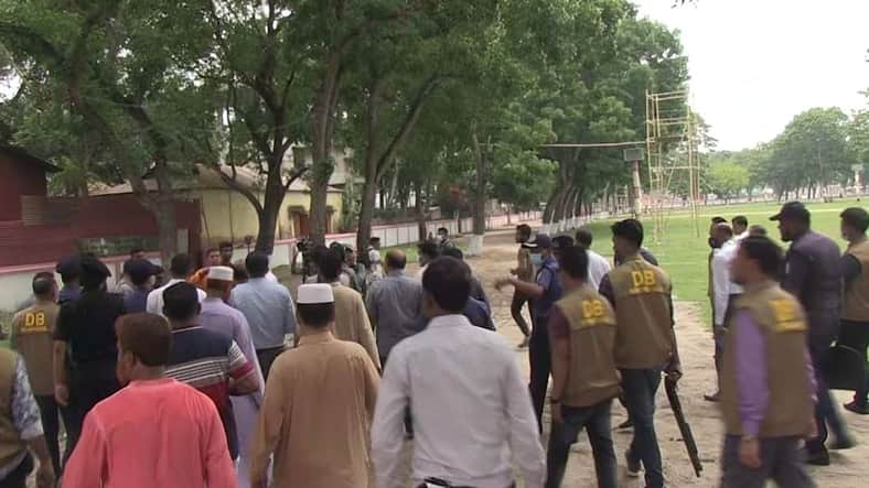 প্রস্তুত শোলাকিয়া ঈদগাহ ময়দান, জামাত সকাল ১০ টায়