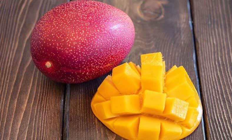 এক কেজি আমের দাম তিন লক্ষ টাকা!