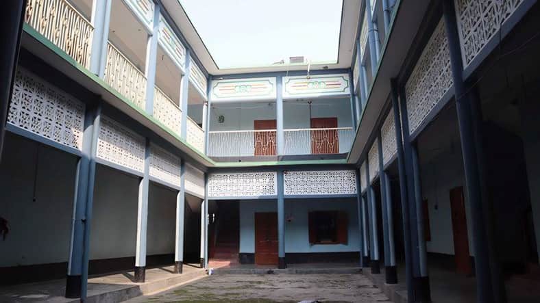 মুসাফিরখানা