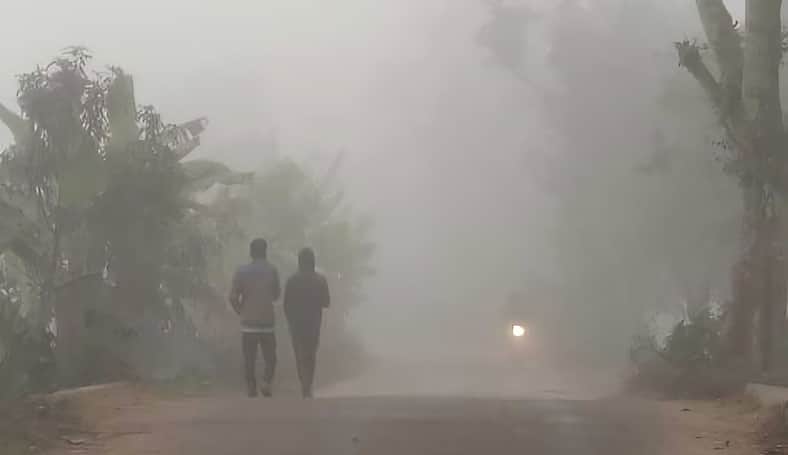 শীত বাড়বে