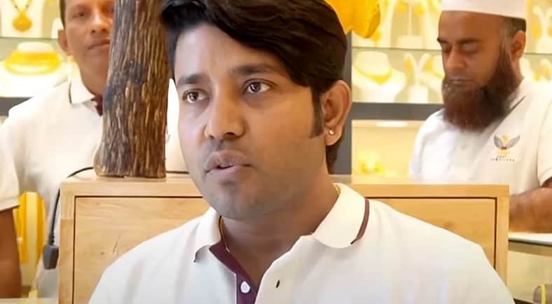 আরাভ খান