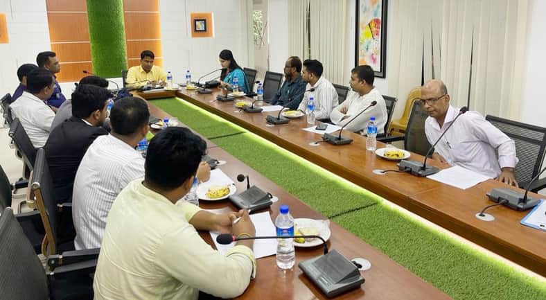 কালীগঞ্জে রিসোর্ট মালিকদের সাথে ইউএনও'র মতবিনিময় (2)
