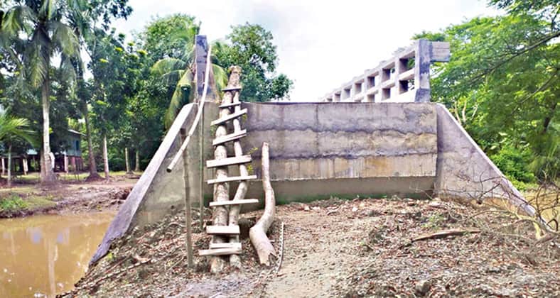 কাঠের মই