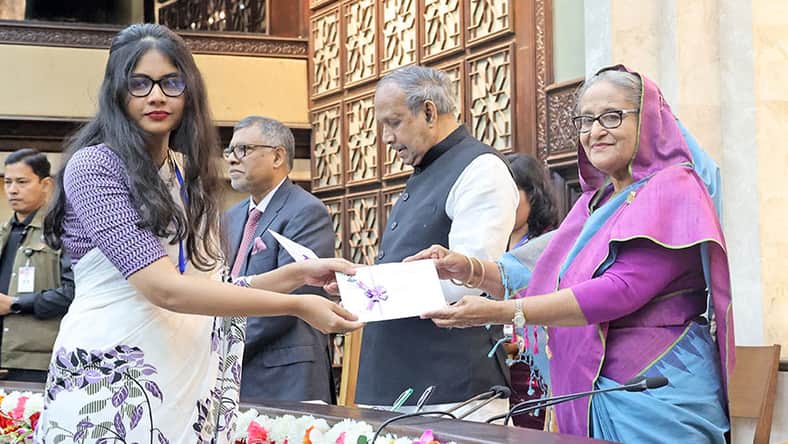 প্রধানমন্ত্রী শেখ হাসিনা