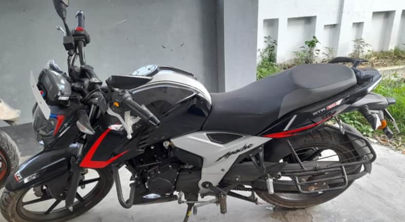 জব্দ হওয়া মোটরসাইকেল
