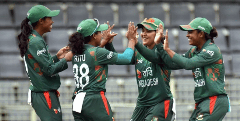 নারী টি-টোয়েন্টি