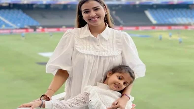 সুরেশ রায়নার স্ত্রী