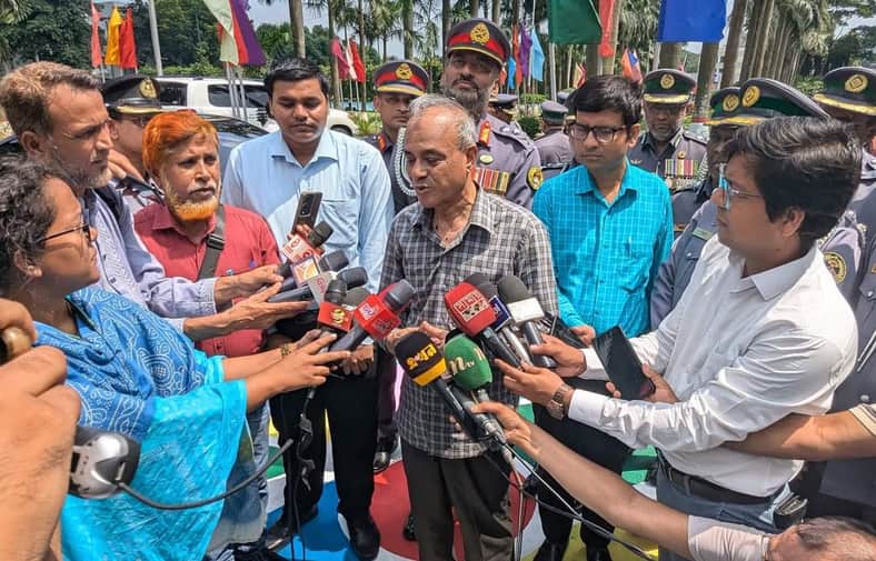 অনুপস্থিত পুলিশ সদস্যদের আর কর্মস্থলে যোগ দিতে দেওয়া হবে না