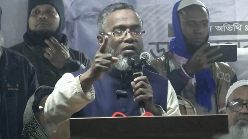জামায়াতের অ্যাকশন
