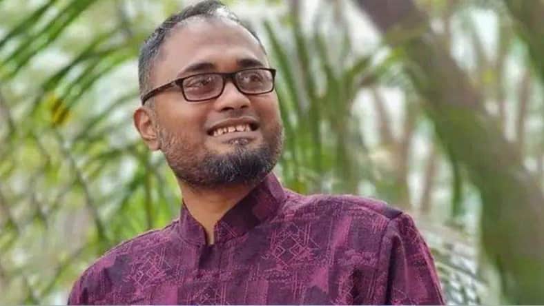 চাকরি গেল দিল্লির প্রেস মিনিস্টারের