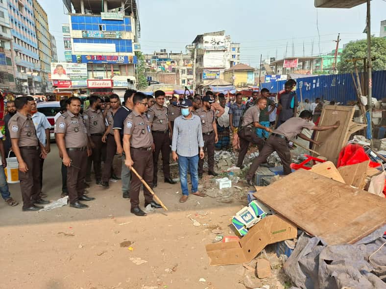 খিলক্ষেত বাসস্ট্যান্ড