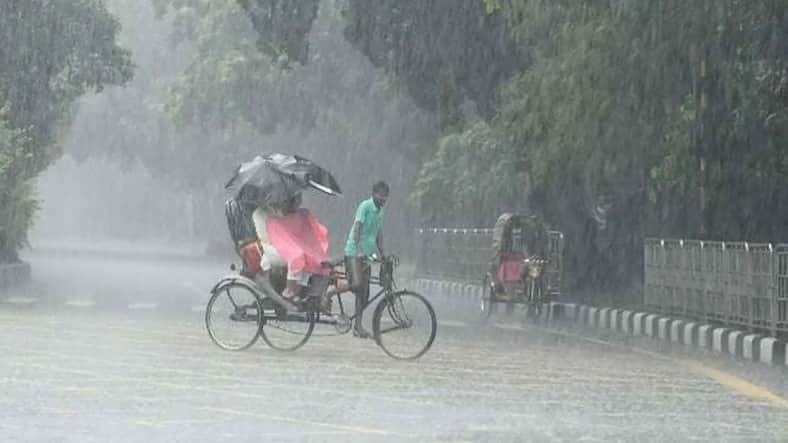 বজ্রসহ বৃষ্টি