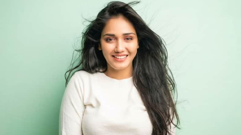 অভিনেত্রী টুইশা শর্মা