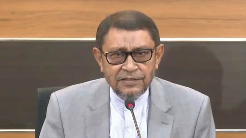 স্বাস্থ্যমন্ত্রী