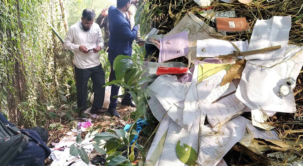 ধর্ষক সম্পর্কে চাঞ্চল্যকর তথ্য দিলেন ঢাবি ছাত্রী
