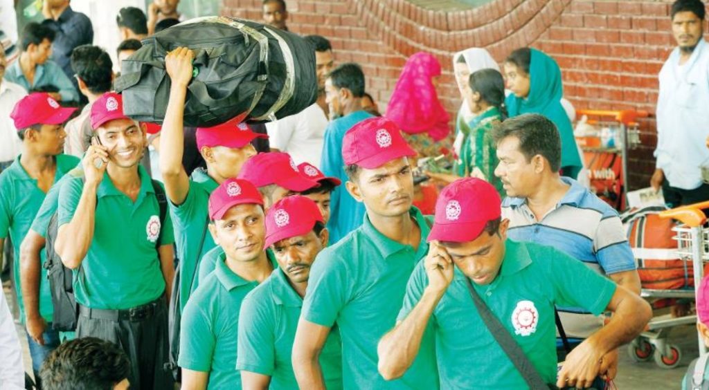৯৩০০০ বাংলাদেশি প্রবাসী শ্রমিকের ভিসা মেয়াদোত্তীর্ণ: পররাষ্ট্রমন্ত্রী