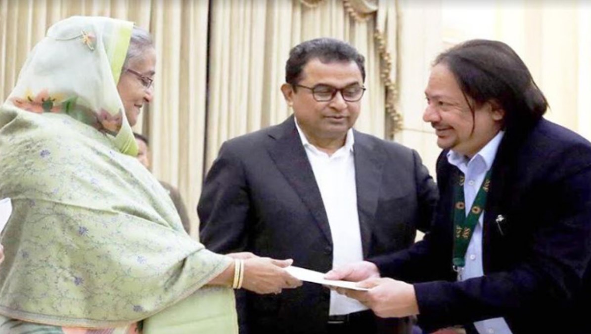 বঙ্গবন্ধু মেমোরিয়াল ট্রাষ্টে ন্যাশনাল ব্যাংকের ১০ কোটি টাকা প্রদান