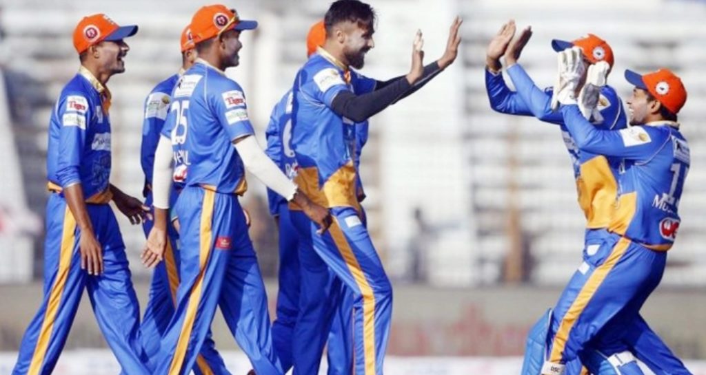 কুমিল্লাকে বিদায় করে শেষ চারে মুশফিকের খুলনা