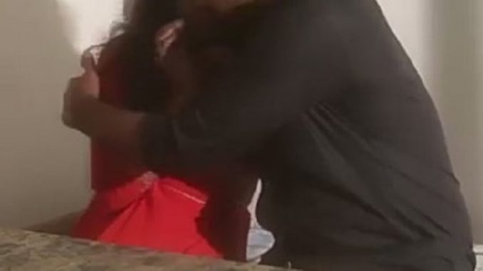 আশুলিয়ায় ছাত্রীকে জড়িয়ে ধরে গোপনাঙ্গে শিক্ষকের হাত